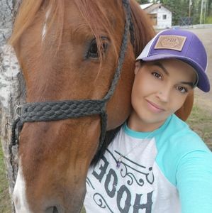 Meet your Posher, Pamela